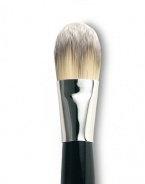 A synthetic fiber brush that is the perfect size and shape to naturally define the cheek bone. Unique hairs are designed to pick up and distribute pigment easily and evenly. Gently pick up product with the flat sides of the brush and remove excess. Using soft downward strokes, apply to the apple of the cheek in a rounded horseshoe shape. 