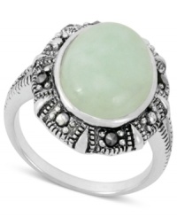 Classic, meet contemporary. Genevieve & Grace's oval ring brings together jade (5-5/8 ct. t.w.) and marcasite for a stunning look. Ring set in sterling silver. Size 7.