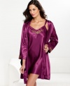 Morgan Taylor dresses up this smooth chemise with dramatic embroidery.