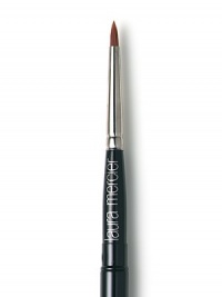 A synthetic brush that tapers to a narrow point, allowing you to determine the width of eye liner by the pressure applied. Specially designed for precise application of wet eye liner, the stiff bristles allow for expert control. Use the point of the brush to dot in between the individual lashes for elegantly lined eyes. Use wet with a Laura Mercier Eye Liner. 