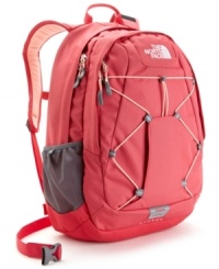 Fashion and function combine in the classic Jester backpack from The North Face. Padded shoulder straps specifically designed with women in mind increases comfort, while the jazzy color choices keep it stylish no matter where your adventures take you!