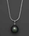 A timeless classic, this Tara Pearls necklace combines 18K white gold with a cultured Tahitian black pearl.