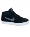 He'll run like the wind in this comfortable and flexible everyday sneaker by Nike.