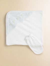 Soft cotton towel with gingham print hood and embroidery. Comes with mitt One size Imported