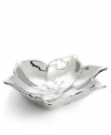 Look to nature for inspiration. Made of sturdy earthenware with an incredible silver glaze, the Lily floral serving bowl from Laurie Gates' collection of serveware and serving dishes creates a beautiful meal out of whatever you're serving. (Clearance)