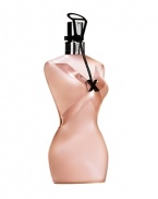 CLASSIQUE X is a sensual interpretation of orange blossom and woody notes. Inspired by Jean Paul Gaultier's Fall 2009 Ready to Wear Collection, the new CLASSIQUE X is sophisticated, sexy, and luminous.