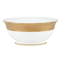 A traditional Chinese pattern laced with sumptuous gold adds worldly appeal to Marchesa by Lenox's Mandarin serving bowl to bring a glamorous touch to the table.