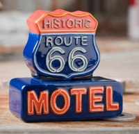 Historic Route 66 Motel Sign Tabletop Salt & Pepper Shaker Set