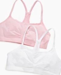 Get the comfort and support that suits her sporty style with this chic 2 pack of seamless racerback bras from Maidenform