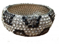 HOT! SILVER color/CLEAR/BLACK 1 1/4 wide Leopard Pave Swarovski Crystal & Rhinestone BLING Hinged Metal Bangle Bracelet by Jersey Bling handmade