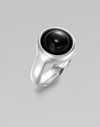 A sleek and modern style with a single smooth black agate stone set in sterling silver. Black agateSterling silverWidth, about 1Imported 