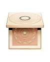 A silky, fine, lightweight compact powder. Universal shade for every skin tone delivers an even, luminous complexion.