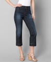 These dark jeans from Tommy Hilfiger make a great addition to any denim wardrobe – the slimming shape and super-dark wash are totally flattering.