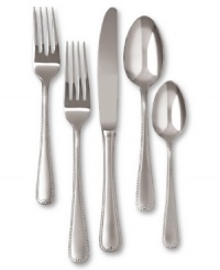 Premier tableware designer Gorham presents superior quality stainless steel flatware in an array of distinctive patterns, to suit your every mood and occasion. The distinctive formal Ribbon Edge Frost place settings are designed with a matte-finished ribbon gracefully entwining the polished stainless steel handle.