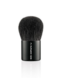 A full, dome-shaped brush of extra soft goat hair. Specially created to flawlessly blend powder onto the skin for an immaculate polished finish. Excellent for all M.A.C powders and pigments.