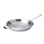 Handcrafted of American-made steel in Pennsylvania-as it has been for four decades-this fry pan is well suited for fast cooking with oils over high heats. A kitchen workhorse, it is ideal for everything from scrambling eggs and bacon to preparing a quick chicken sauté dinner.