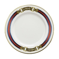 A signature bridle decal accents this porcelain Ralph Lauren dessert plate, finished with a fine gold stripe at the rim.