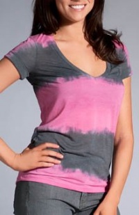 Splendid Women's Tie Dye Short Sleeve V-neck Top, GardeniaMedium