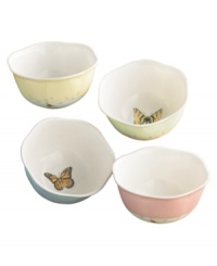 Let your creativity shine through with the Butterfly Meadow mix-and-match dinnerware collection. This dessert bowl set features a fresh assortment of each of the collection's signature motifs.