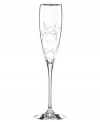 Worthy of a toast, this Lenox crystal flute features the Opal Innocence vine motif etched below a band of polished platinum. A beautiful companion to Opal Innocence dinnerware.