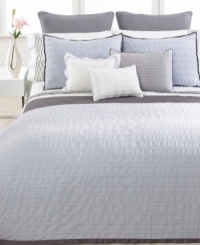 From dusk to dawn this coverlet wraps you in superior warmth, featuring a textured grid pattern that coordinates perfectly with the Vera Wang Dusk bedding collection.