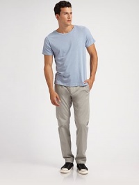 Stretch-cotton in an easy-fitting relaxed tapered fit.Front slash, back welt pocketsInseam, about 33CottonDry cleanImported