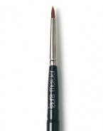 A synthetic brush that tapers to a narrow point, allowing you to determine the width of eye liner by the pressure applied. Specially designed for precise application of wet eye liner, the stiff bristles allow for expert control. Use the point of the brush to dot in between the individual lashes for elegantly lined eyes. Use wet with a Laura Mercier Eye Liner. 