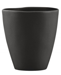 Find stylish versatility in the organic shape and matte-glazed finish of the Casual Luxe mug from Donna Karan by Lenox. Durable stoneware in modern black is an ideal host for everyday meals and a natural go-to for entertaining.