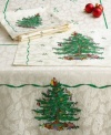 In beautiful winter white with a jacquard weave, these cloth placemats make the perfect addition to your Spode Christmas Tree collection. Featuring dashing green garlands strung around the classic tree print. Each measures 13 x 19.