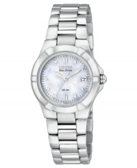 An elegant complement, this Citizen watch fits right in with your every activity.