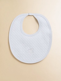 This quilted bib with rocking horse embroidery is the sweetest way to keep baby looking cute and clean.Snaps at back of neckPima cottonMachine washImported