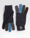 Solid cold weather favorite is accented by multicolored fingers for a dash of color and character, finished in superior wool.One size fits mostWoolDry cleanMade in Italy