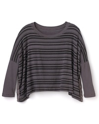 Aqua lends a lofty revamp to the basic tee with solid sleeves, sharp stripes and a contemporary boxy fit.