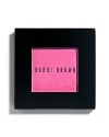 Fresh and healthy-looking-get Bobbi's signature outdoorsy flush of color with one of four Uber Basic blush shades. Handpicked by Bobbi herself, there's a hue to complement every skin tone and create a pretty glow that goes with any look. For those with lighter skin tones, Nude Pink is your pick; Pretty Pink and Pink Rose work great with medium skin tones; finally, for deeper skin tones choose Pink Rose or Plum Blush.