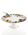 A new holiday classic, the Holly Berry cake stand features filigree-patterned gold and beautiful Christmas botanicals in elegant white porcelain with a coordinating server. Complements Charter Club's Grand Buffet Classic Gold and Red Rim dinnerware.