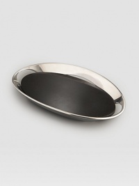 A distinctive gift for bar-keeping connoisseurs, crafted with a gleaming oval metal ring that slopes toward a dramatic base of black granite to evoke the majestic Southwest. Tarnish-resistant metal 11W X 2¾H X 19D Imported 