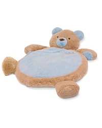 Cuddle up to this Blue Bear mat. Features a heart-shaped patch and made of super soft, plush fleece.