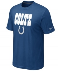 From the pre-game to after-party, show off your Indianapolis Colts pride in this NFL football t-shirt from Nike.