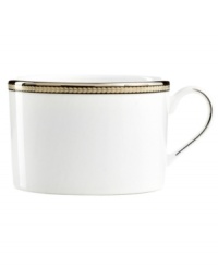 From designer kate spade comes this clean, classic and glistening dinnerware collection. Featuring lustrous gold, platinum and black rim accents on fine white bone china, Sonora Knot is a fresh take on traditional finery, perfect for any occasion.