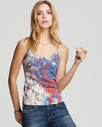 A vibrant, painterly print makes a splash on this Hurley camisole, destined to be a weekend staple.