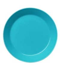 With a minimalist design and unparalleled durability, the Teema salad plates make preparing and serving meals a cinch. Featuring a sleek, angled edge in glossy turquoise-colored porcelain by Kaj Franck for Iittala.