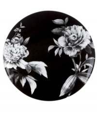 Subdued in shades of gray, the vivacious florals of Moonlit Garden dinnerware cover this sleek black accent plate with modern romance. In durable Lenox porcelain.