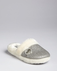 Bedtime has never been so fabulous. This cozy slipper is rendered in a woven metallic upper and luxe faux fur trim, with a rhinestone logo accent at the toe.