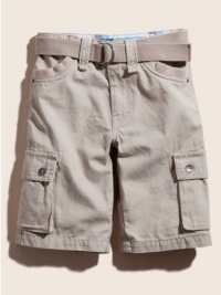 GUESS Twill Cargo Shorts with Belt, KHK (3T)