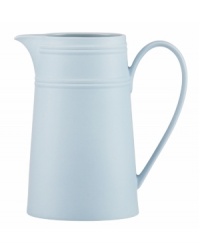 Elegance comes easy with the Fair Harbor medium pitcher, perfect for iced coffee or tea. Durable stoneware in a cool sky hue is half glazed, half matte and totally timeless.