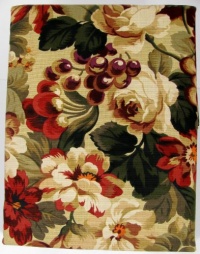 Lauren Ralph Lauren Cliffwoods Floral Fall Holiday Tablecloth Table Linens 70 Round Wine Plum Green Ivory