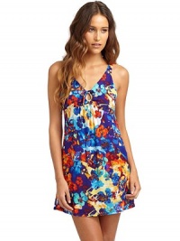 THE LOOKFloral print V-neck with keyhole and tie detail SleevelessGathered Empire waistOpen v-back with double tie closureTHE FITAbout 30 from shoulder to hemTHE MATERIALNylonCARE & ORIGINMachine washImported