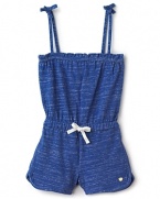 Picture-perfect summer style from Juicy Couture, the slub romper sports a square neckline and spaghetti straps that tie at the shoulder.