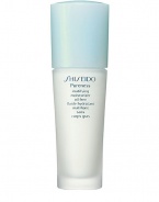 A lightweight moisturizer, with oil-absorbing powder, that helps reduce surface shine as it provides exceptional hydration to skin. Promotes a smooth texture keeping skin shine-free. Protects the skin's natural moisture balance with Shiseido-exclusive ingredient Hydro-Balancing Complex in a pH-balanced formulation. Recommended for oily, blemish-prone and combination skin. Use daily morning and evening after cleansing and softening.