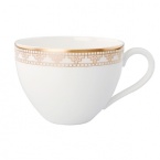 The Samarkand bone china collection by Villeroy & Boch combines stylish, exotic elements with timeless elegance. Precious golden bands and chains decorate this pure white bone china pattern. Warm ivory tones add a harmonious touch. Mix and match with the coordinating Mosaic-designed dinner or salad plate for a look that is truly your own.